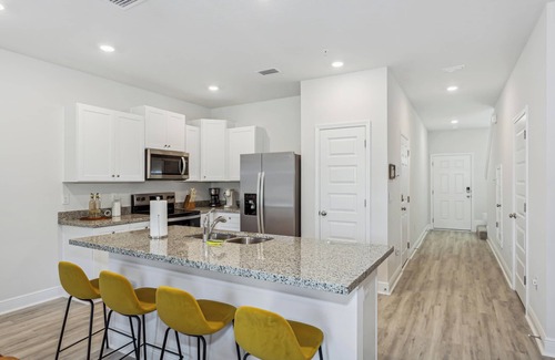 Florida Panhandle House | New Home near UWF & PNS Beach!