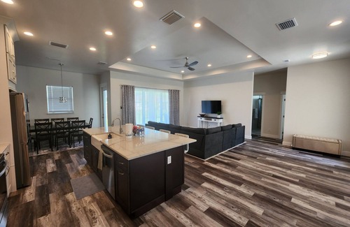 Gulf Cove House | New Home only minutes away from beautiful sandy beaches