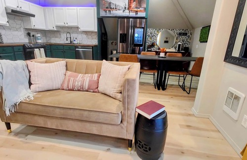 Hoodsport House | NEW Home W/GYM, SAUNA & GAME Room near Olympic National Park.