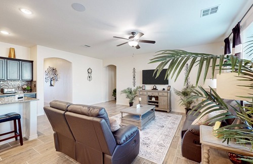 Biggs Field House | New home with private yard, outdoor games, BBQ, central AC, & W/D