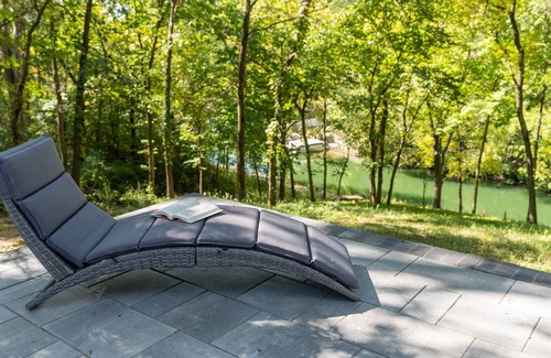 Putnam House | NEW! House by the Lake with private swimming dock
