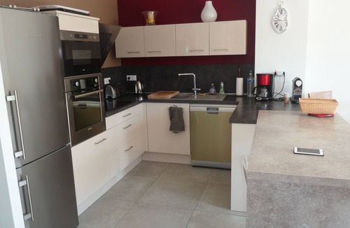 Pessac House | NEW HOUSE CONTEMPORARY CALM QUARTER