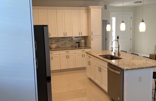 South Venice House | NEW HOUSE in Venice, 3.9mi away from the Beach