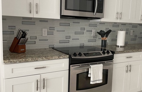 South Venice House | NEW HOUSE in Venice, 3.9mi away from the Beach