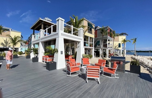 Marathon House | New House Paradise Without a Pasport On Atlantic Ocean Deck Sunsets Water Views