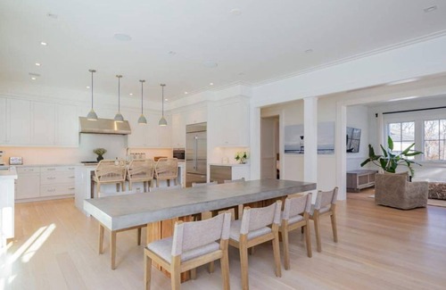 Bridgehampton House | New house with Tennis, basketball, GYM, heated pool and Spa