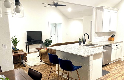 Lufkin House | New Hudson Home, 3 bed 2 bath