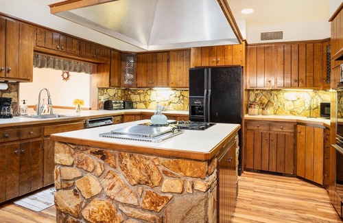Liberty House | NEW! Huge House in Catskills - Large 4 BR 3.5 Bath