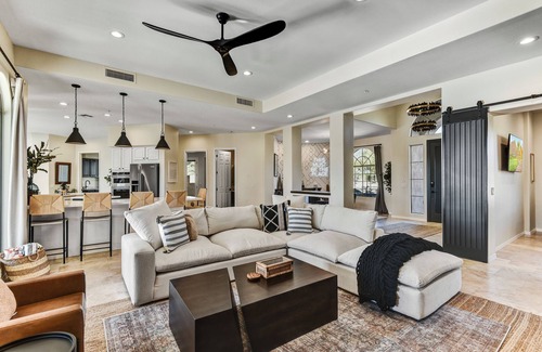Pinnacle Peak Vistas III House | NEW I Above Scottsdale Pinnacle Peak Escape I Pool/Spa | Putting Green l 8 Bd