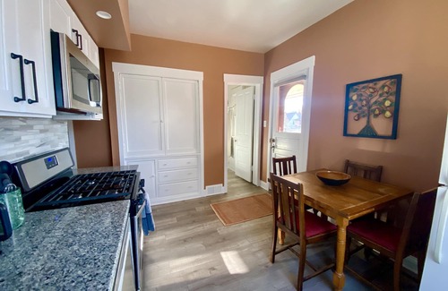 Oak Park Apartment | NEW in 2022! The CHICAGO GAME ROOM