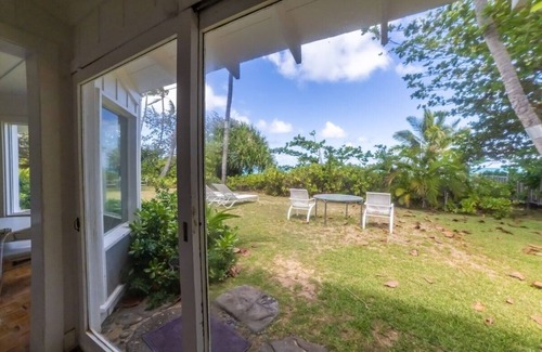 Lanikai House | NEW! Kai Hale - Steps to beach, AC