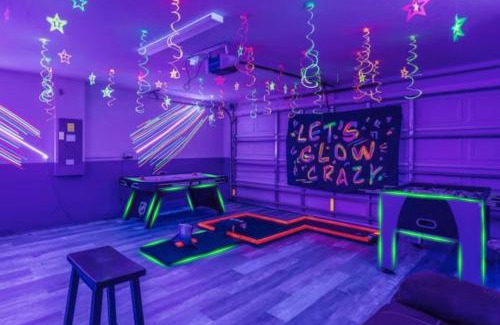 Cumbrian Lakes House | NEW King Bed Glow In The Dark Kid Cave