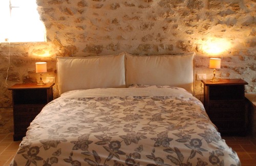 Polino House | New. La Sentinella. Perched on a rock. Renovated 16th century stone barn.