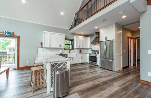 Swanton House | New! Lake Daze: Lake Access, Hot Tub, Pool table, Fire Pit!