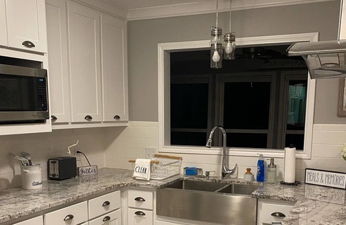 Athens House | NEW! Lake front vacation rental on Lake Athens! With dock and paddle boat!