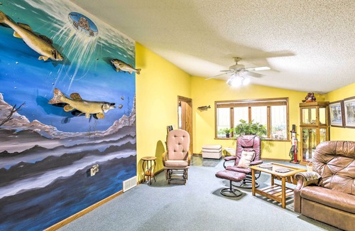 Le Sueur County House | NEW! Lakefront Cleveland Home w/ Covered Hot Tub!