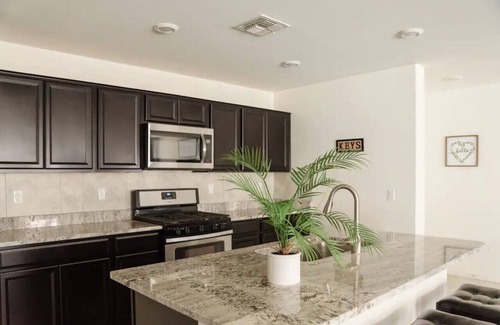 Tucson House | New, large, and beautiful house on the East side of Tucson