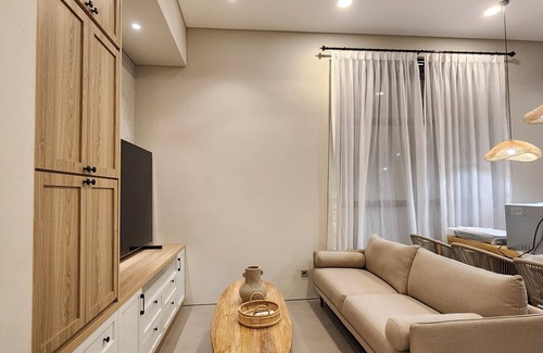 Bukit Villa | New, Large and Luxury 3-bedroom villa in Bali, sleeps 12