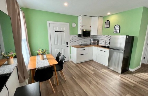 North Buttercup Creek Apartment | New, Large, Bright, Fully Furnished Studio with Private Entry, Bath, Kitchen