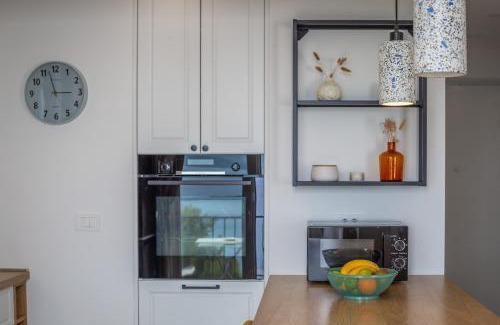 Celina Apartment | NEW LILI Apartment - Cosy Sea View Apartment with Free Parking