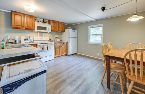 New Lisbon Cottage | New Lisbon Family Gem ~ 3 Mi to Castle Rock Lake