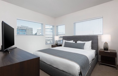 Walnut Creek Apartment | *New Listing* 24/7 Service | Outdoor Resort & Business Amenities