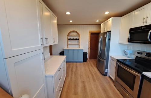 Ocean Beach House | ☀️New Listing! 5 Bedroom Hideaway with Ocean Views! 🌊