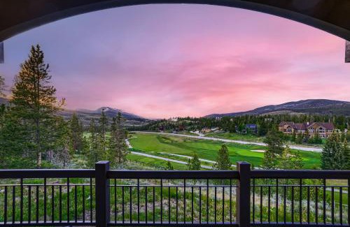 Fairways House | NEW LISTING! Après & Fairway Retreat home