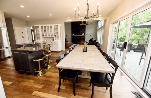Alexandria House | NEW LISTING. Beautiful Alexandria DREAM home perfect for families and friends!