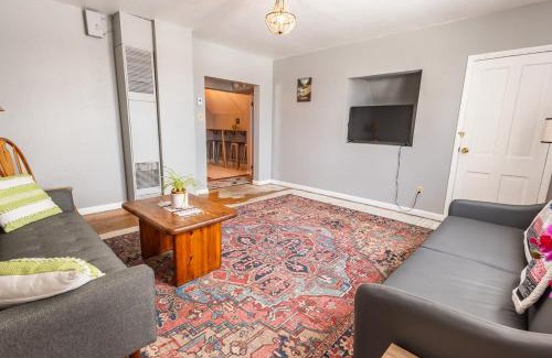 Laramie House | New Listing! Bright Bohemian Stay