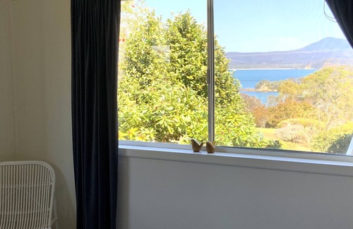 Eden House | New listing! Central, spacious & Clean!