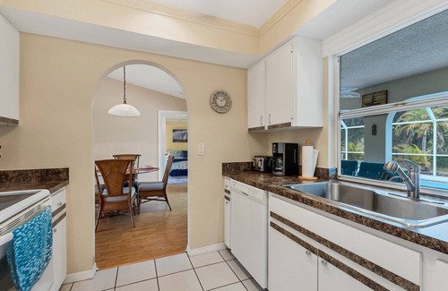 Deep Creek House | New Listing! Charlotte Harbor Area Resort, 120mi to Disney & 134mi to Universal - GRH518257