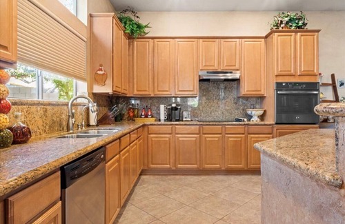 North Ranch House | New Listing! Charming home in a Great Neighborhood