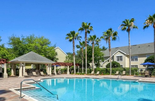 Palm Harbor Apartment | NEW LISTING! Contemporary large 3BR, in unit Washer/Dryer, FREE parking with all amenities! by RedAwning