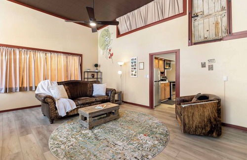 Ouray House | New Listing! - Cozy Getaway - Historic Home Located in the Heart of Ouray!