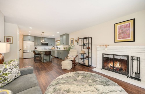 Davis House | NEW LISTING! Family-Friendly Getaway Near Slide Hill Park by RedAwning