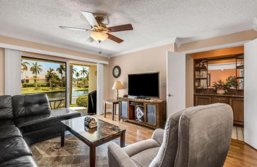 Isla del Sol House | New Listing Ground Floor Vista Verde East Pond