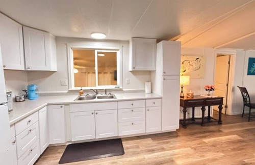 Safford House | New Listing in Thatcher