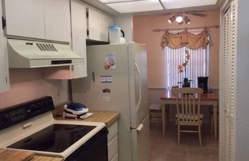 Braden River Condo | New Listing, On Private Golf Course, Community Heated Pool