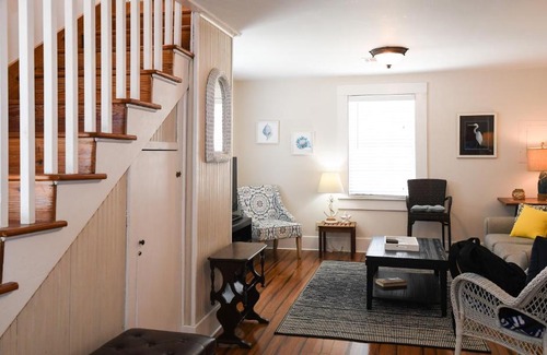 San Jacinto House | New Listing! Only 2 blocks to the beach, updated two-story home on East End! - Catch a Wave