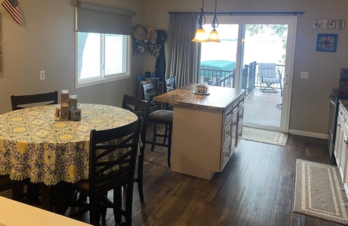 Watertown Cabin | (New Listing) Relax at Lake Kampeska - Multi-Family Cabin
