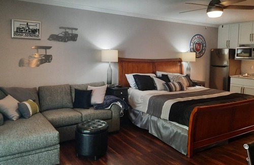 Elkhart Lake Villa | NEW LISTING!! Resort Villa With Connected Suites! Sleeps 8!