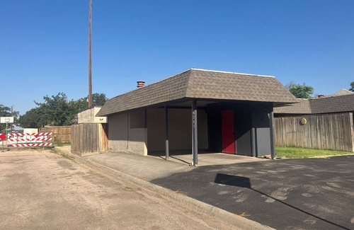Midland House | NEW LISTING Right At Home-Midland Cowboy Siesta Corner Lot w/Patio & Cov'd Park