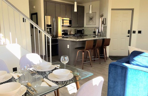 Desert Ridge House | New Listing Special! 3 Bedroom House in Prime Desert Ridge Location