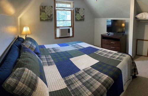Mauston Cabin | New Listing Special Pool Table, Dart Board, Sleep 6, Near Castle Rock Lake/Dells