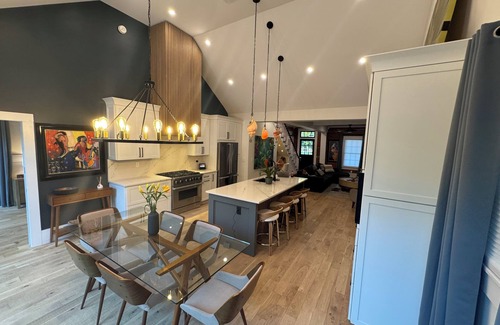 Meadows House | New Listing! Truman Show - Private, heated pool and chef's kitchen