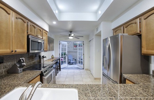 Camelback East Condo | New listing. Walk to Arizona Biltmore Resort and Spa.