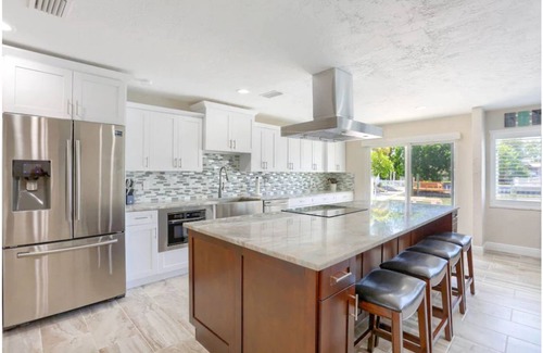 Three Palms Point House | NEW LISTING, Walk to beach, waterfront, stunning home