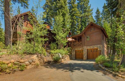 Sunnyside House | New Listing! West Shore Bliss - 4BR, Private Hot Tub