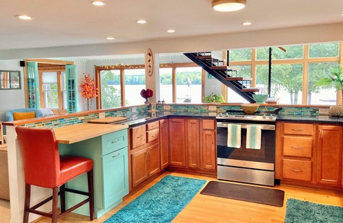 Windham House | New Listing With Experienced Super Host- Lakefront Home Near Portland